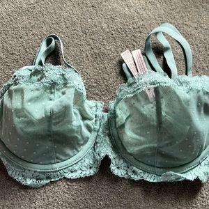 Victoria Secret unlined bra